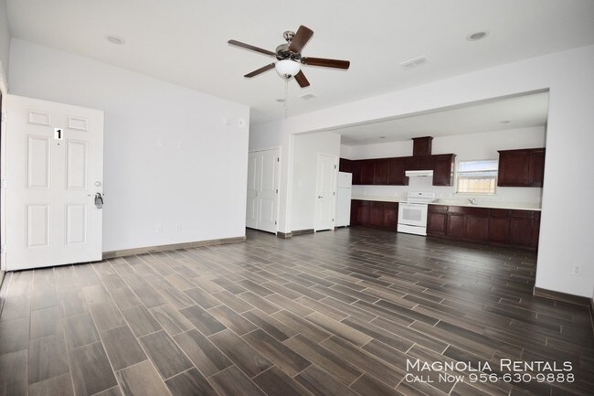 Building Photo - 207 Fig Drive
