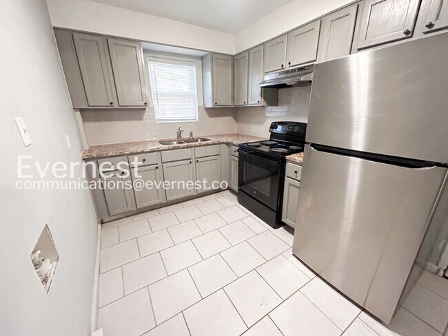 Foto del edificio - 76 Schell Rd SE