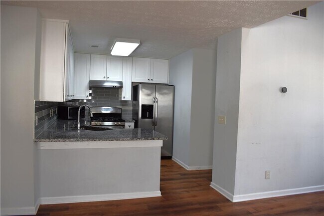 Foto del edificio - 2722 Albion Farm Way