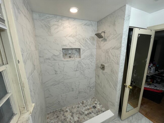 Updated bathroom - 1526 NW 7th Ave