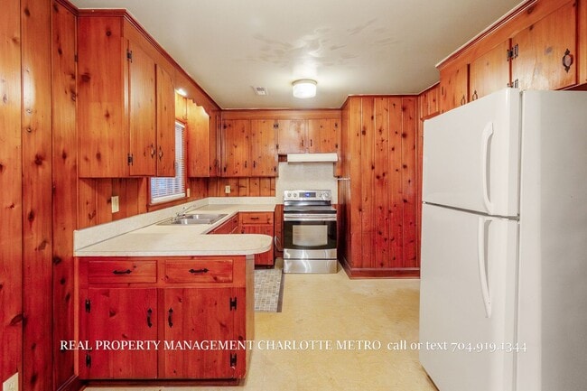 Foto del edificio - Charming 2 Bedroom Home in Charlotte!