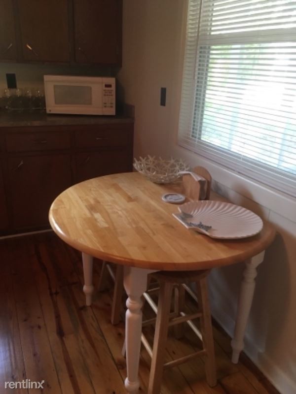 Foto del edificio - 2 br, 2 bath House - 101 NE 10th St