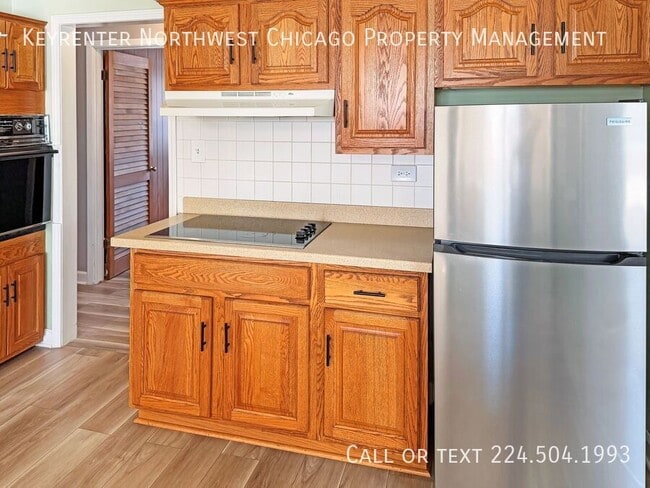 Building Photo - 66 Ridgewood Rd