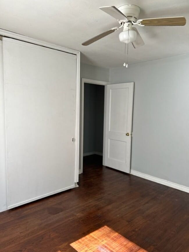Building Photo - 2 Bedroom 1 bath Close to OU Campus