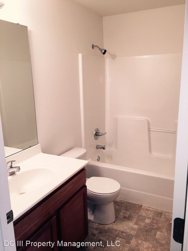 Building Photo - 186 Killdeer Cir