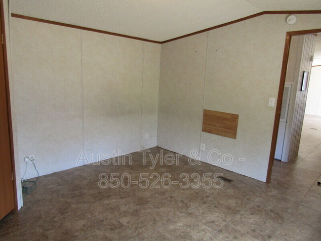 Building Photo - 2419 Country Pines Ln