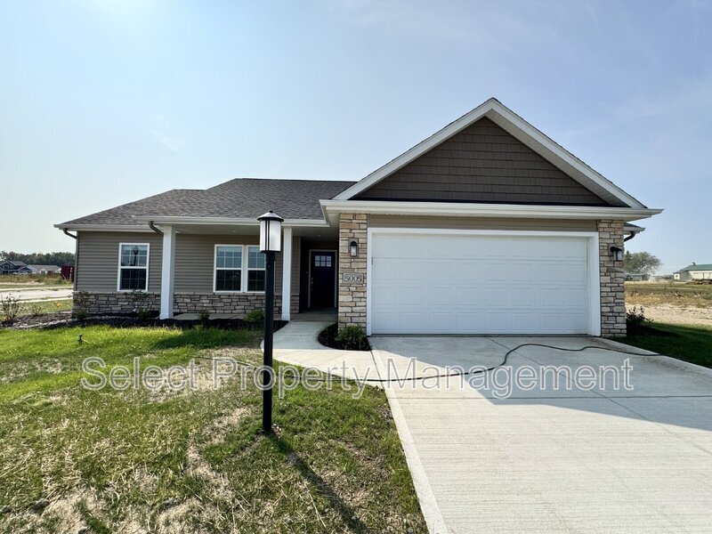 Foto principal - 5005 Whittlebury Dr