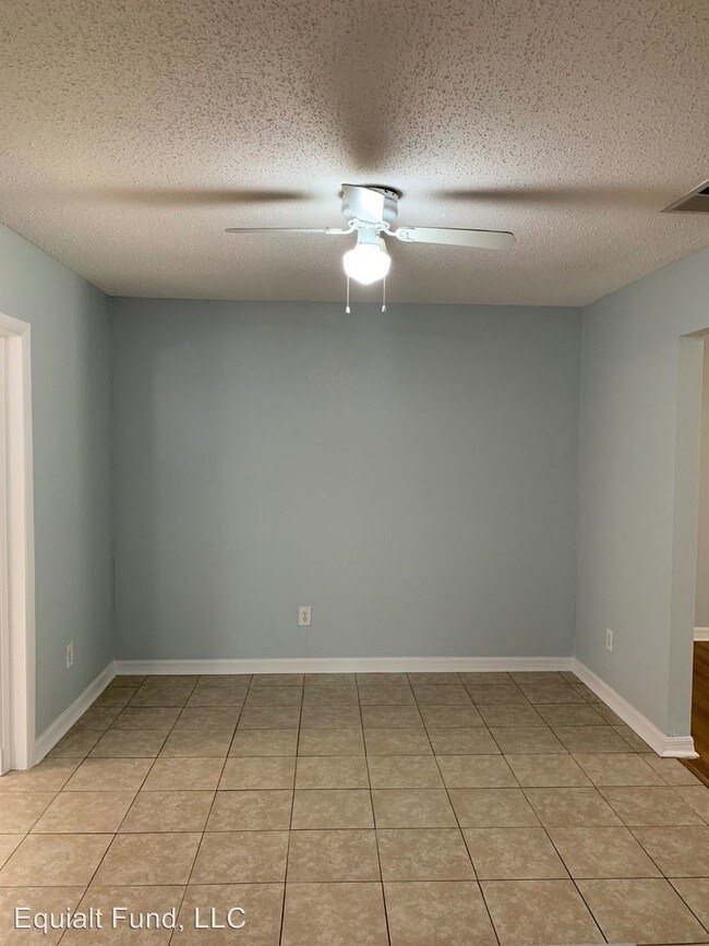 Foto del edificio - 4 br, 2 bath House - 1611 Cedar Drive