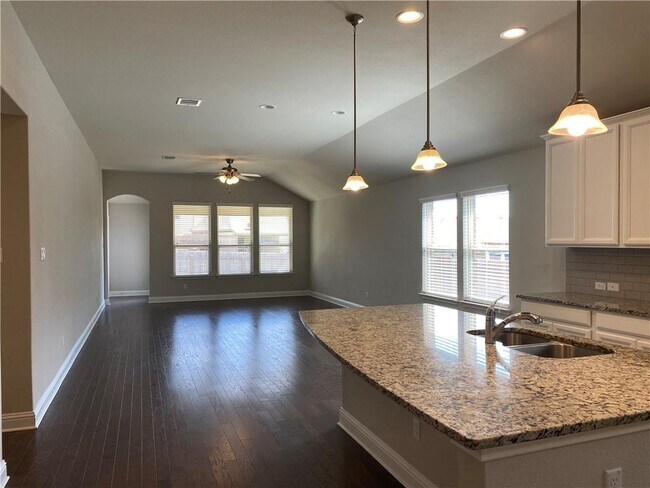 Building Photo - 7708 Arezzo Dr