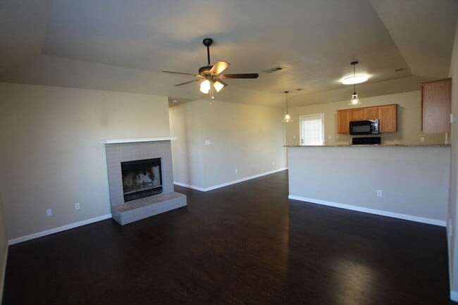 Building Photo - Coming Soon: Stunning 3 Bedroom Home in Bullard