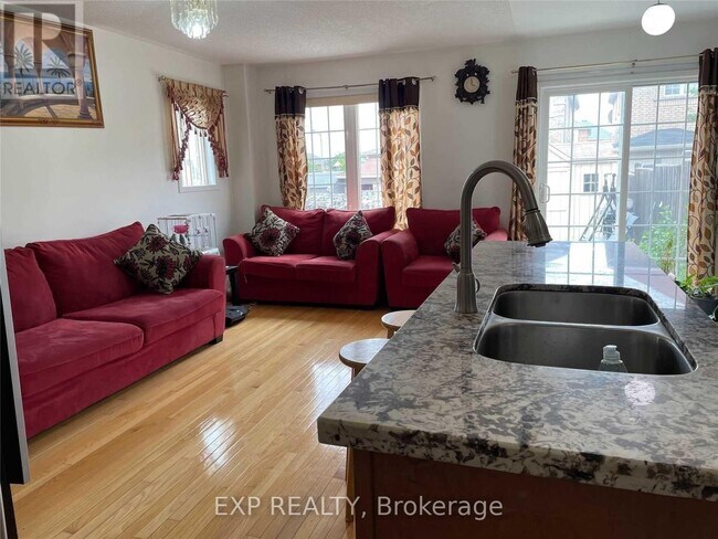 Photo du bâtiment - 56 Palleschi Dr