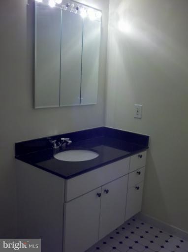 Foto principal - 1935B Villaridge Dr