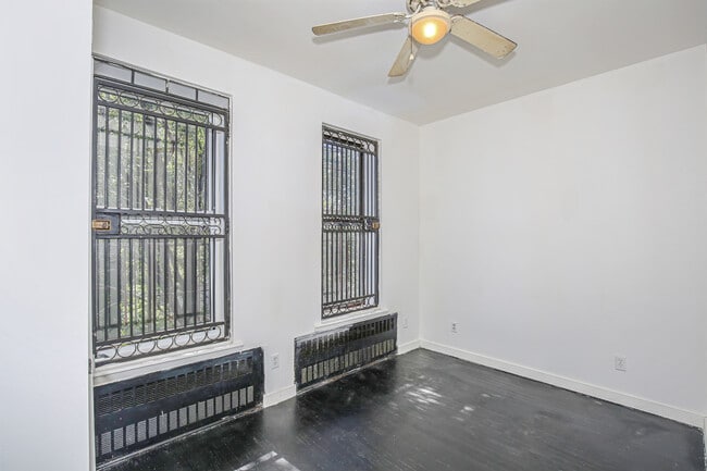 Photo - 2218 Dean St Apartment