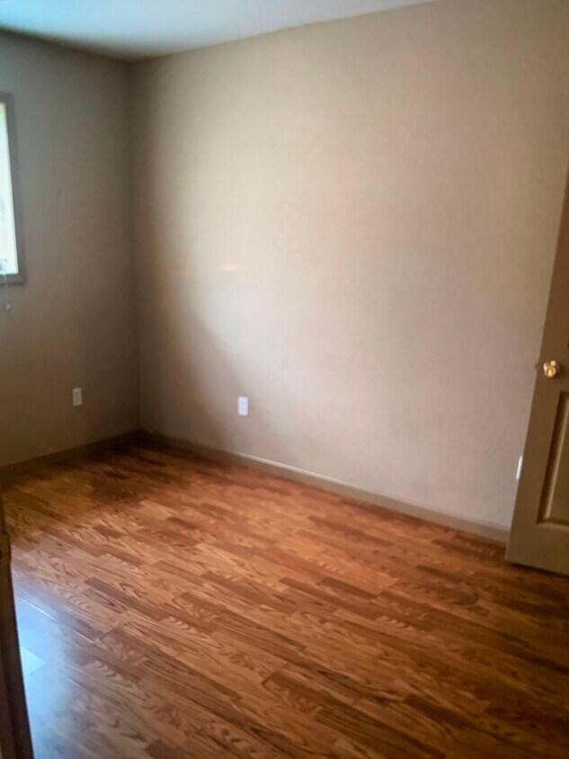 Bedroom. New carpet being installed,not shown - 256 E Outer Rd