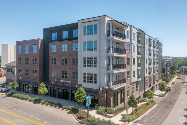 Building Photo - Brookland