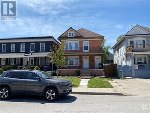 Building Photo - 845 Pelissier St
