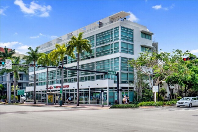 Foto del edificio - 421 Meridian Ave