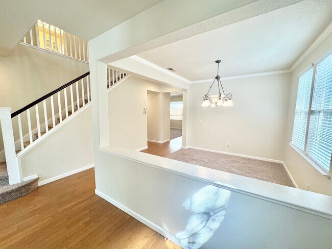 Foto del edificio - Beautiful 5 bed 3 bath Home in Wildhorse