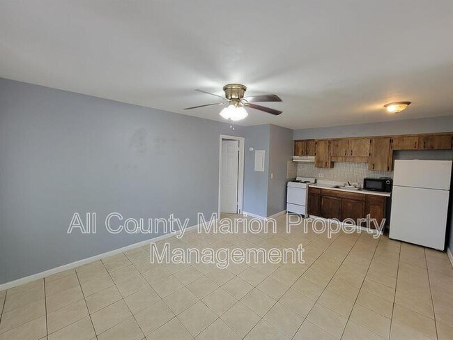 Building Photo - 2765 NE 48th Ct