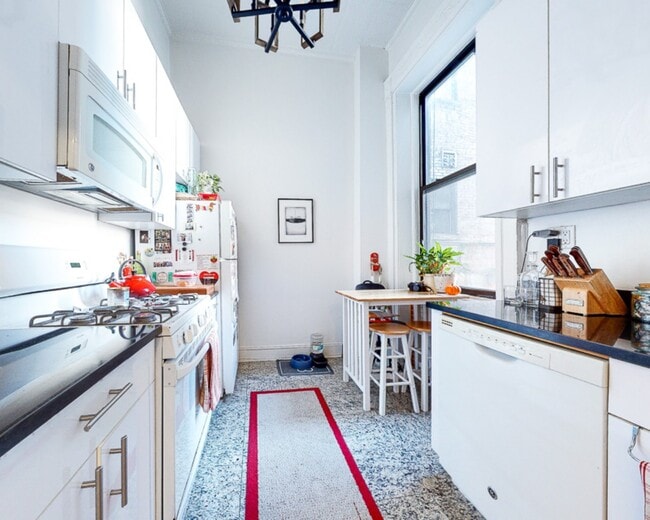 Photo - Prospect Park West Apartment