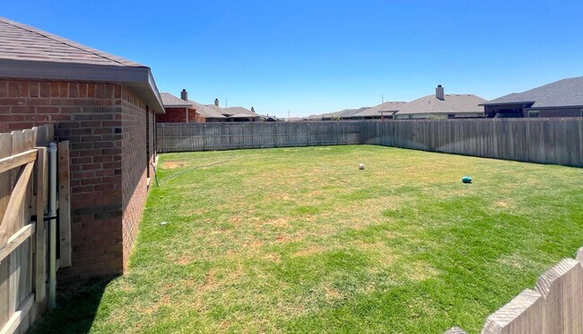Foto del edificio - 3 Bedroom Home In Upland Crossing