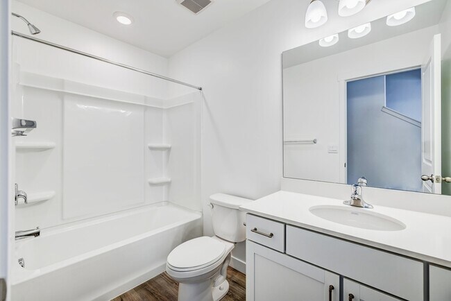 Building Photo - 413 S 1110 W