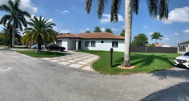 Foto del edificio - 19260 SW 134th Ave Rd