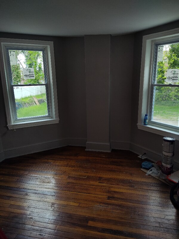Foto del edificio - 180 E Walnut Ln
