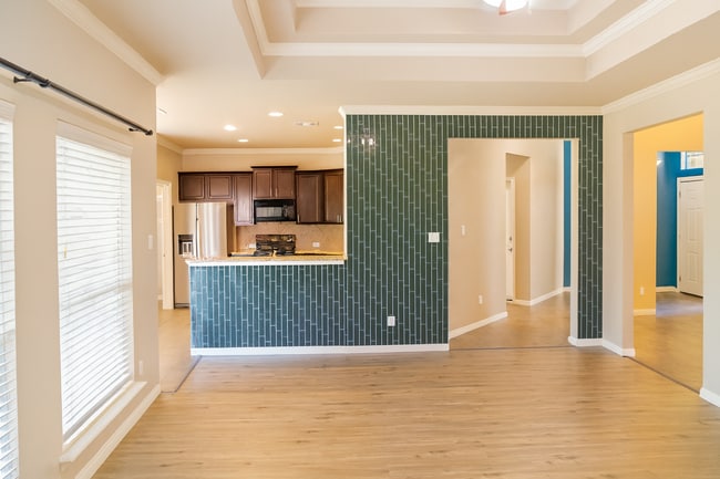 Foto del edificio - 219 Chering Dr