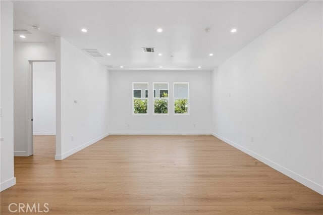 Foto del edificio - 7645 Melvin Ave