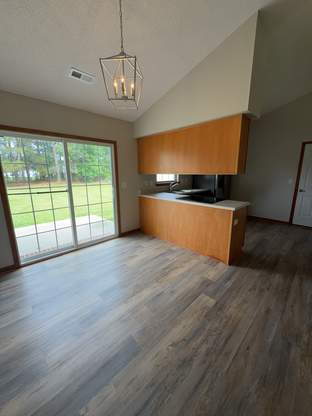 Foto del edificio - 133 Lawndale Ln
