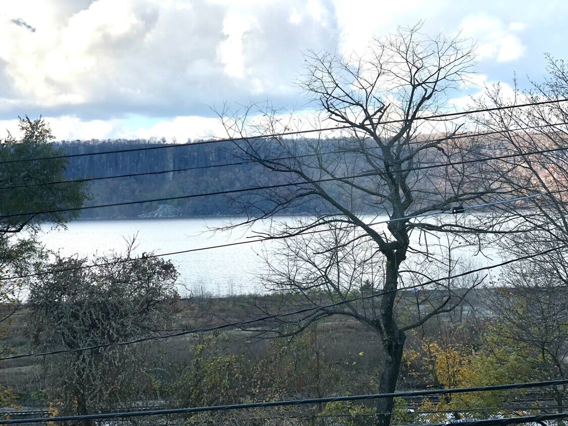 374 Warburton Ave, HastingsonHudson, NY 10706 House Rental in