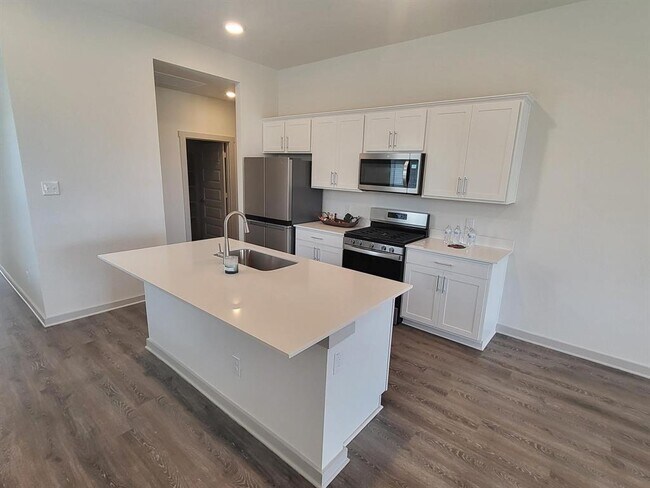 Foto del edificio - 316 Fremont Dr