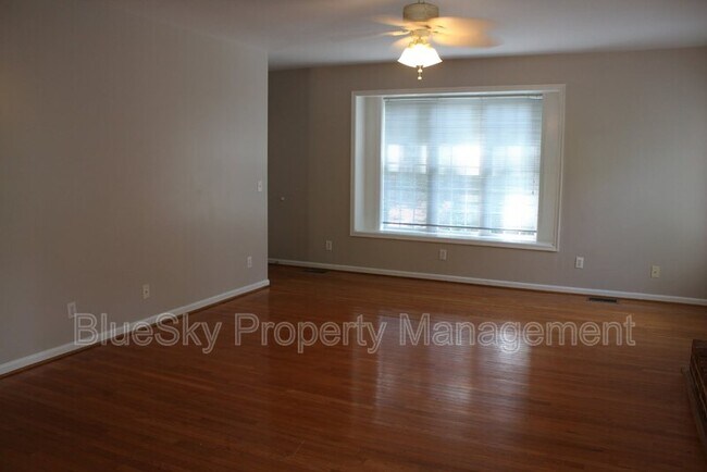 Building Photo - 38 Mill Creek Dr