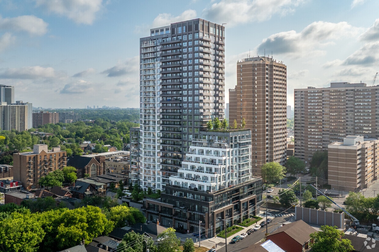 Building Photo - Linx