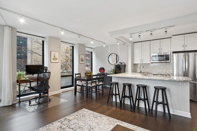 Foto del edificio - 260 E Chestnut St