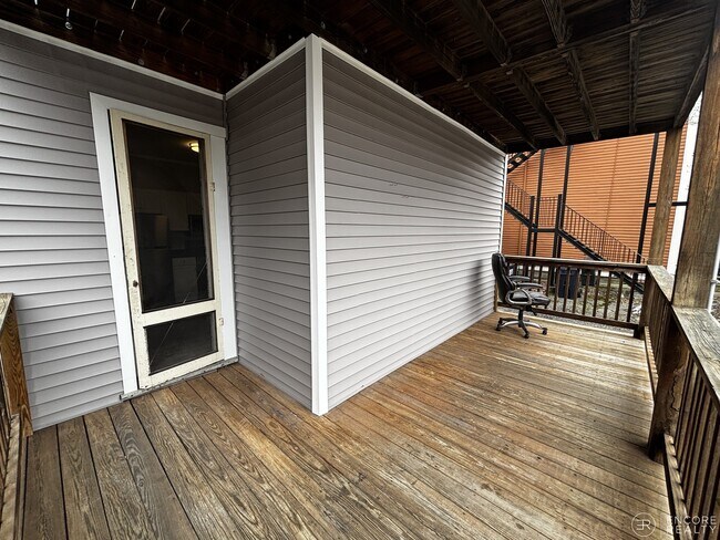 Foto del edificio - 63 Dana St