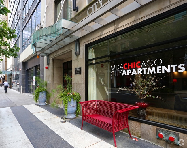 MDA City Apartments - 63 E Lake