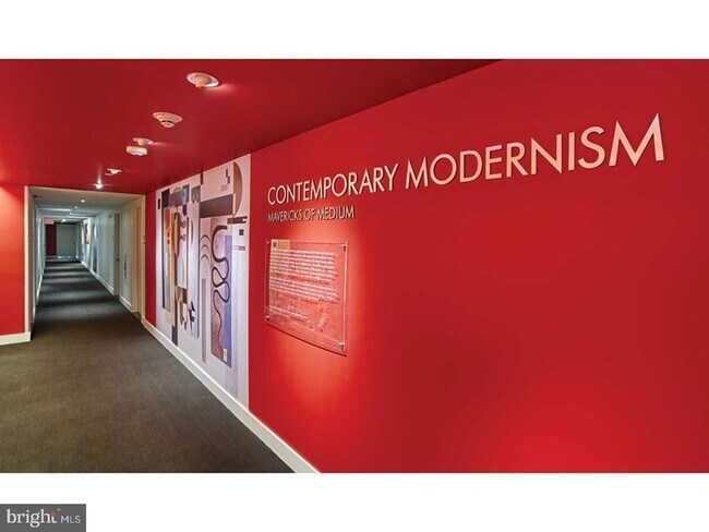 Foto del edificio - 2200 Benjamin Franklin PKWY Unit 0B-W1402