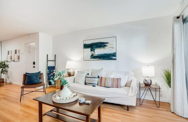 Foto del edificio - "Chic 1-Bed Sanctuary with Marble Touches ...