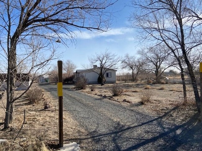Building Photo - 3 Bed Manufactured Home Silver Springs