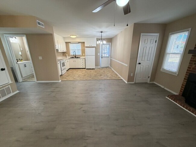 Building Photo - Burlington