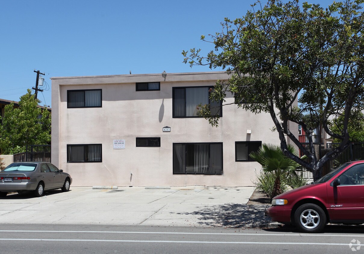 Foto del edificio - 4247-4253 35th St
