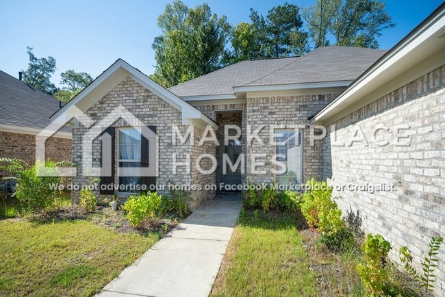 Building Photo - 569 Silver Hill Dr
