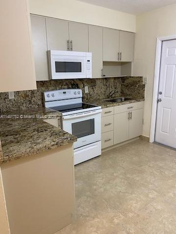 Foto del edificio - 2665 NW 14th Ave