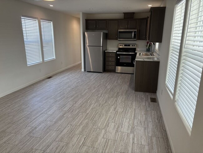 Building Photo - 11411 N 91st Ave