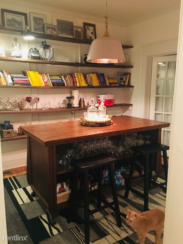 Foto del edificio - 856 Briarcliff Rd NE