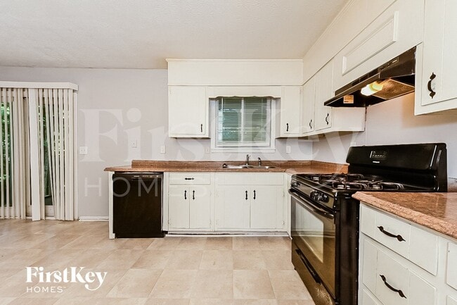 Foto del edificio - 5209 Flemish Ct