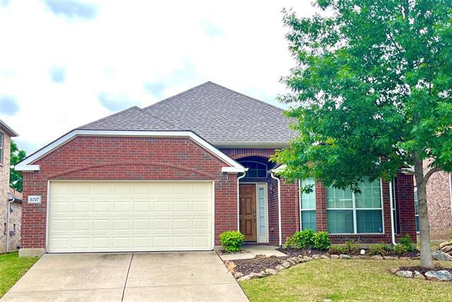 Foto principal - 8217 Livingston Ln