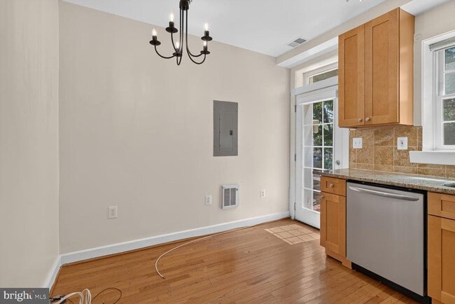Building Photo - 1702 Florida Ave NW